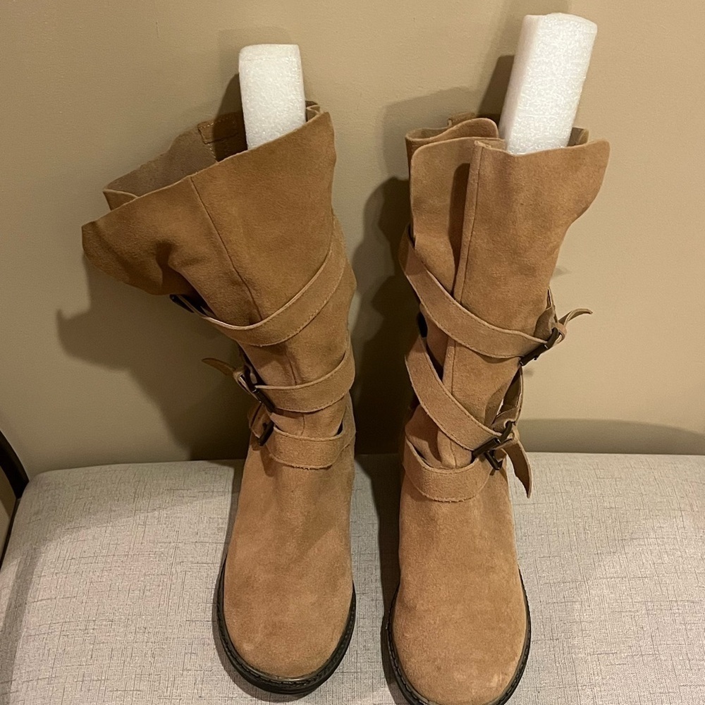 American Eagle Fan Suede Buckle Strap Boots, 9.5